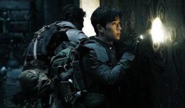 重启之极海听雷在线观看,探寻神秘古墓，揭开千年谜团！